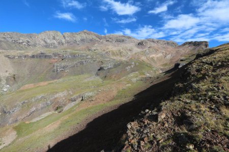 Quel contraste de couleurs dans ce vallon !