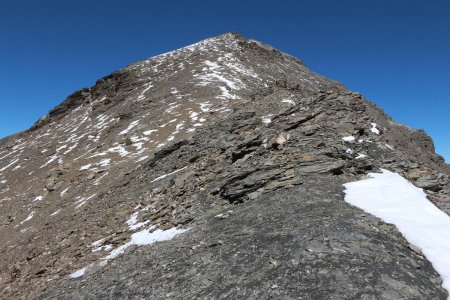 Montée à la Cima del Pelvo.