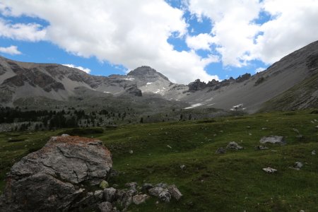 L’imposant Rochebrune.