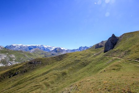 Départ de la randonnée : premières vues sur les glaciers de Vanoise