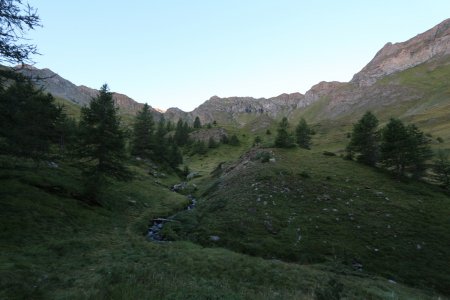 Au pied du vallon Gras.