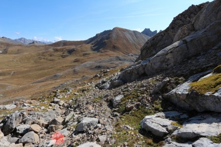 Descente sur le col de la Gipière de l’Orrenaye.