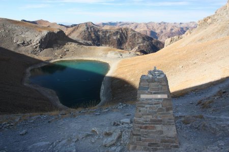 Col de La petite Cayolle, vue vers le Lac