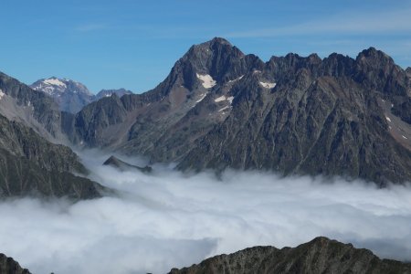 Zoom Roche de la Muzelle et Aiguille des Marnes