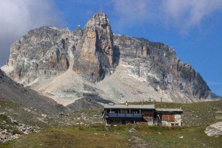 Le Refuge du Thabor sous le Cheval Blanc (étape 4)