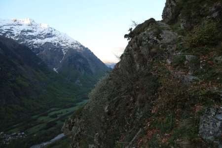 Sentier parfois aérien...