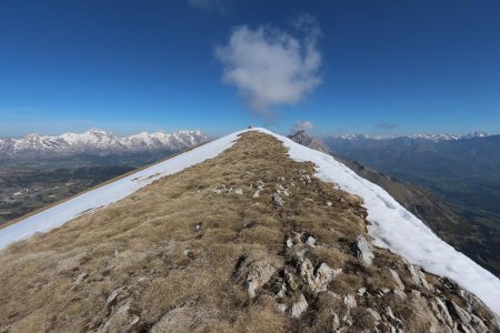 Le sommet 2431m.