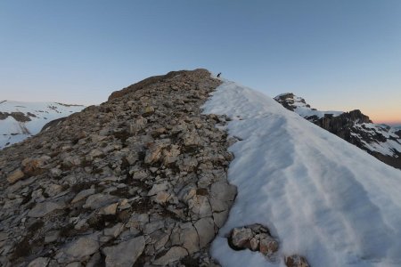 À l’aube, sur la crête de Samaroux.