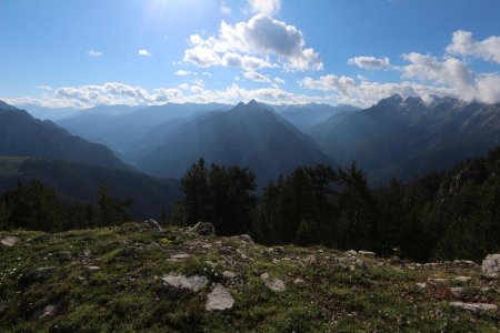 Le sauvage sommet d’Assan sépare la combe du Queyras de la vallée de Ceillac.