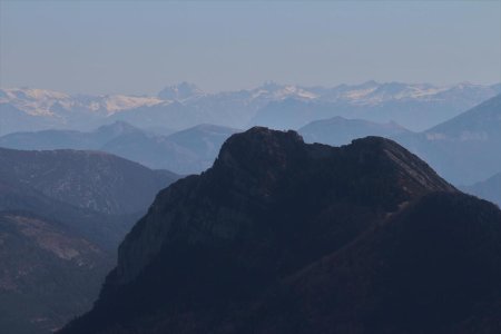 Maraysse tout devant, Aiguille et Brec de Chambeyron tout au fond.