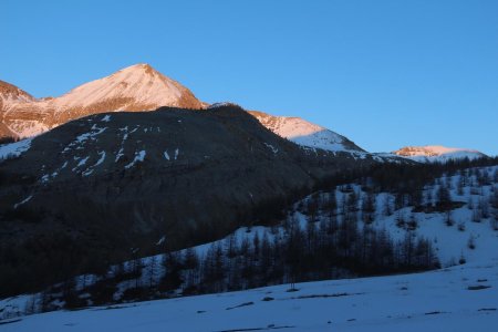 Coucher de soleil sur le Cairas et la Cougnasse.