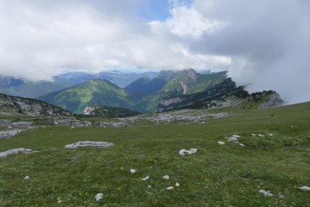 Les Lances de Malissards décapitées également