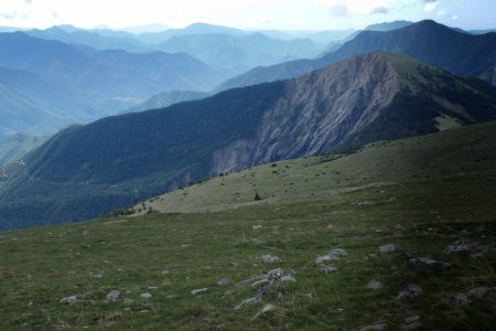 Descente vers le Mont d’Ilonse