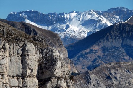 Coulée de crème sous les sommets de la Blanche