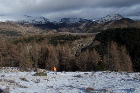 Le sommet des Monges est sous les nuages