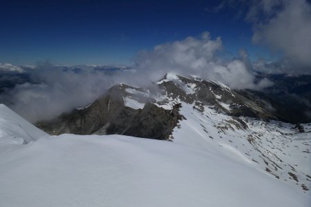 Pic des Têtes et Roche Close.