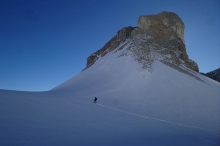 Arnaud tout proche du petit col sous les Prêtres.