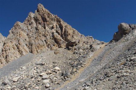 Les arêtes rocheuses se sont embrasées