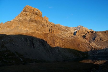 Feu crépusculaire sur le Brec de Chambeyron