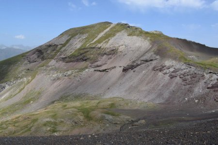 Zoom sur la face ouest du Pic de Port Vieux (2723m).