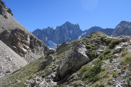 Dôme de Neige-Clocher des Ecrins à la descente