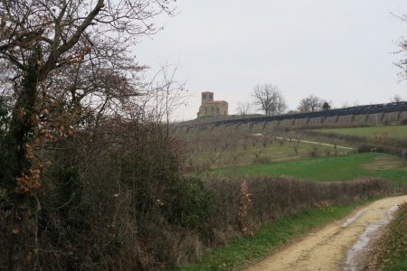 Sortie du Bois Bouchat...apparition de la Chapelle Saint-Vincent