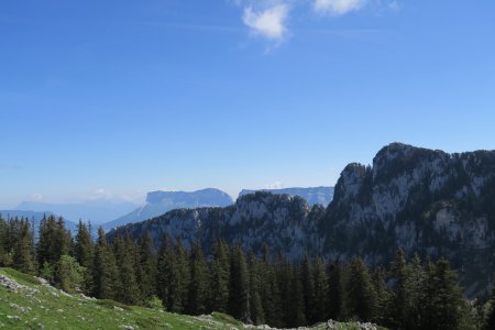 Mont Granier, Le Pinet, Mont Blanc en arrière-plan