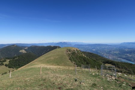 L’antécime, les «Crêtes de Sur-Lyand»