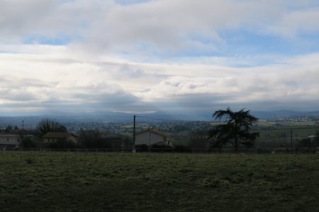 Les nuages persistent