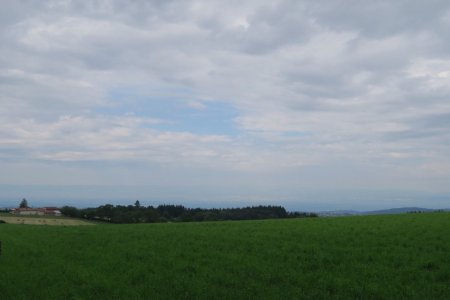 Touche de ciel bleu...