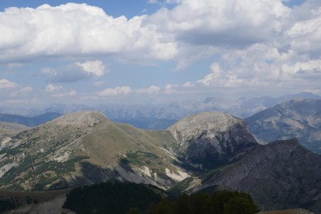 Les Cloches vues de la crête de Géruen ...