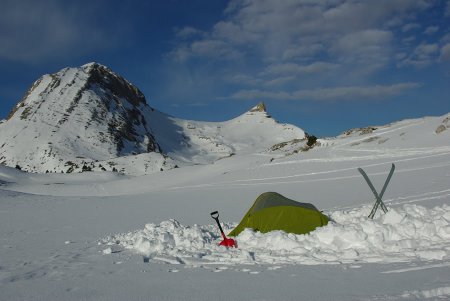 Bivouac hivernal devant le Grand Veymont : ça va cailler sévère !