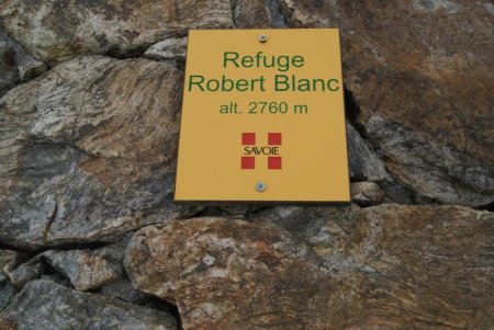 Panneau au refuge Robert Blanc 3