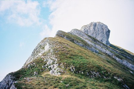 L’arête qui conduit à la sommité 2105 m.