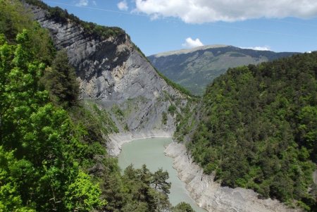 Du pont de Brion, vue sur le Pas du Berlioz et le Senépy