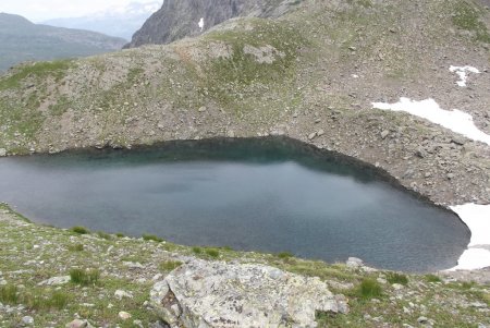 Discret lac de la Courbe