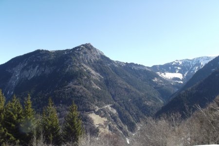 Prégentil et la montée vers Villard-Reymond