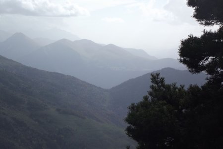 Col de Plan Collet et Beaumont dans la brume