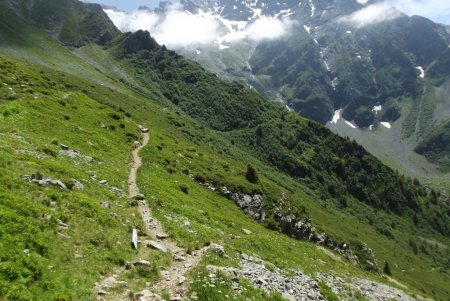 Jonction avec le chemin du lac Blanc