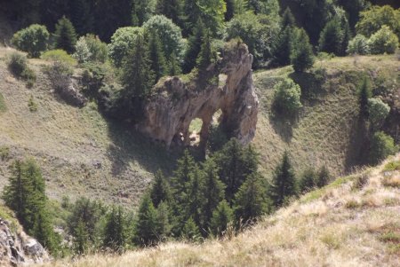 Du promontoire, vue sur l’arche du Vet