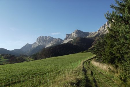 Grand Veymont, Pierre Blanche et Roche Rousse au départ