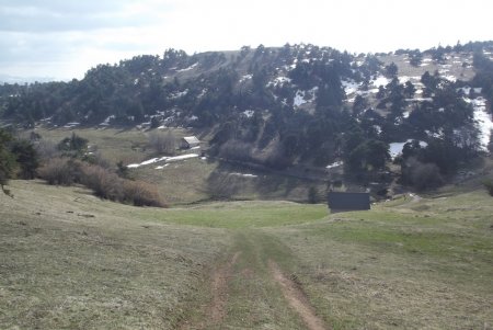 Vue arrière vers l’Ecurie Bernard