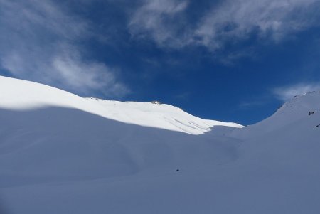 On vise le col à droite.