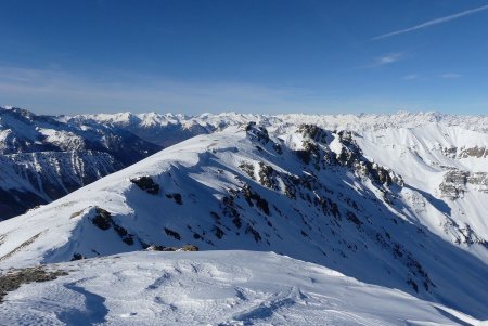 Sur la crête de la Blavette, dans le rétro.