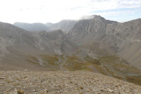 Descente au lac du Cimet.