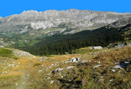 Vue sur la bergerie.