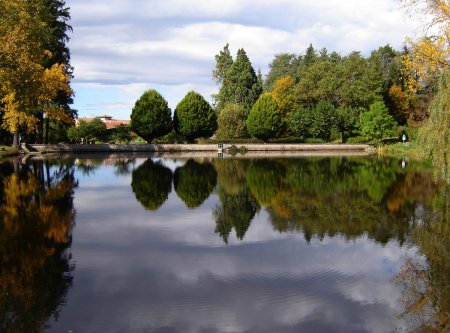 Départ du petit plan d’eau de Saint-Héand. 