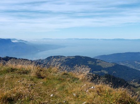 Vue sud-ouest vers le Léman.