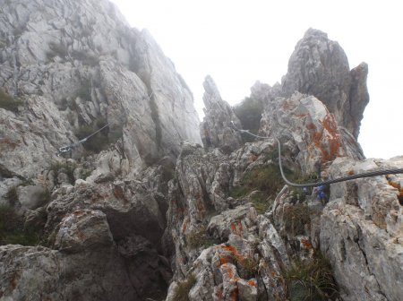 Passage câblé en sortie du Pas de la Borière.