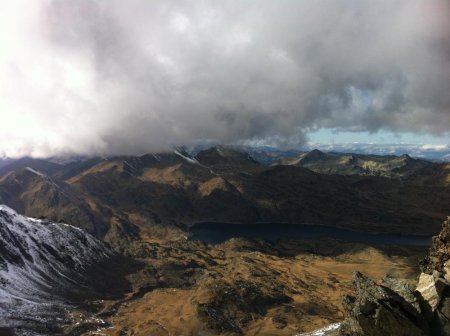 Le lac des Bouillouses depuis les pentes du Carlit